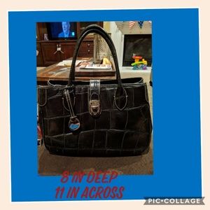Dooney & Bourke small black leather bag!